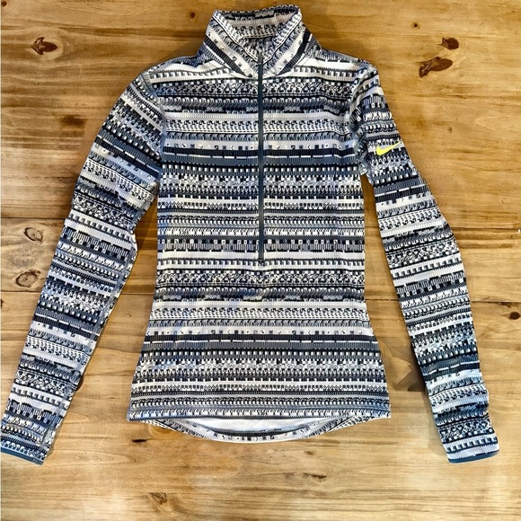 Nike Pro Women's Aztec Print Half-Zip | S - Picture 1 of 1